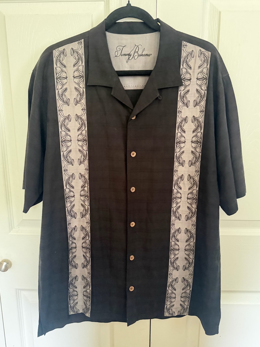 Tommy Bahama Black Short-Sleeve Camp Shirt with Ivory Patterned Panels